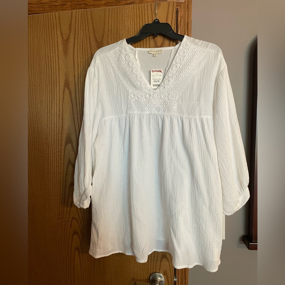 Plus size 1X Cynthia Rowley blouse new with tags